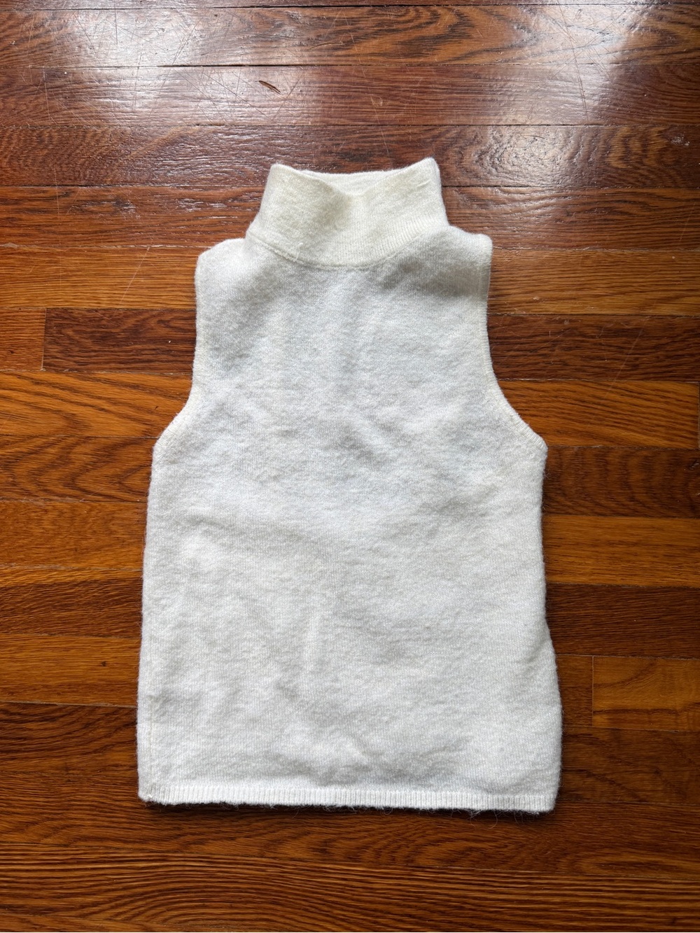 Mango Cream Sleeveless Turtleneck Knit Top
